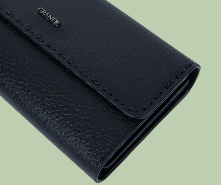 Uniqely You - Women Tall Purse Black