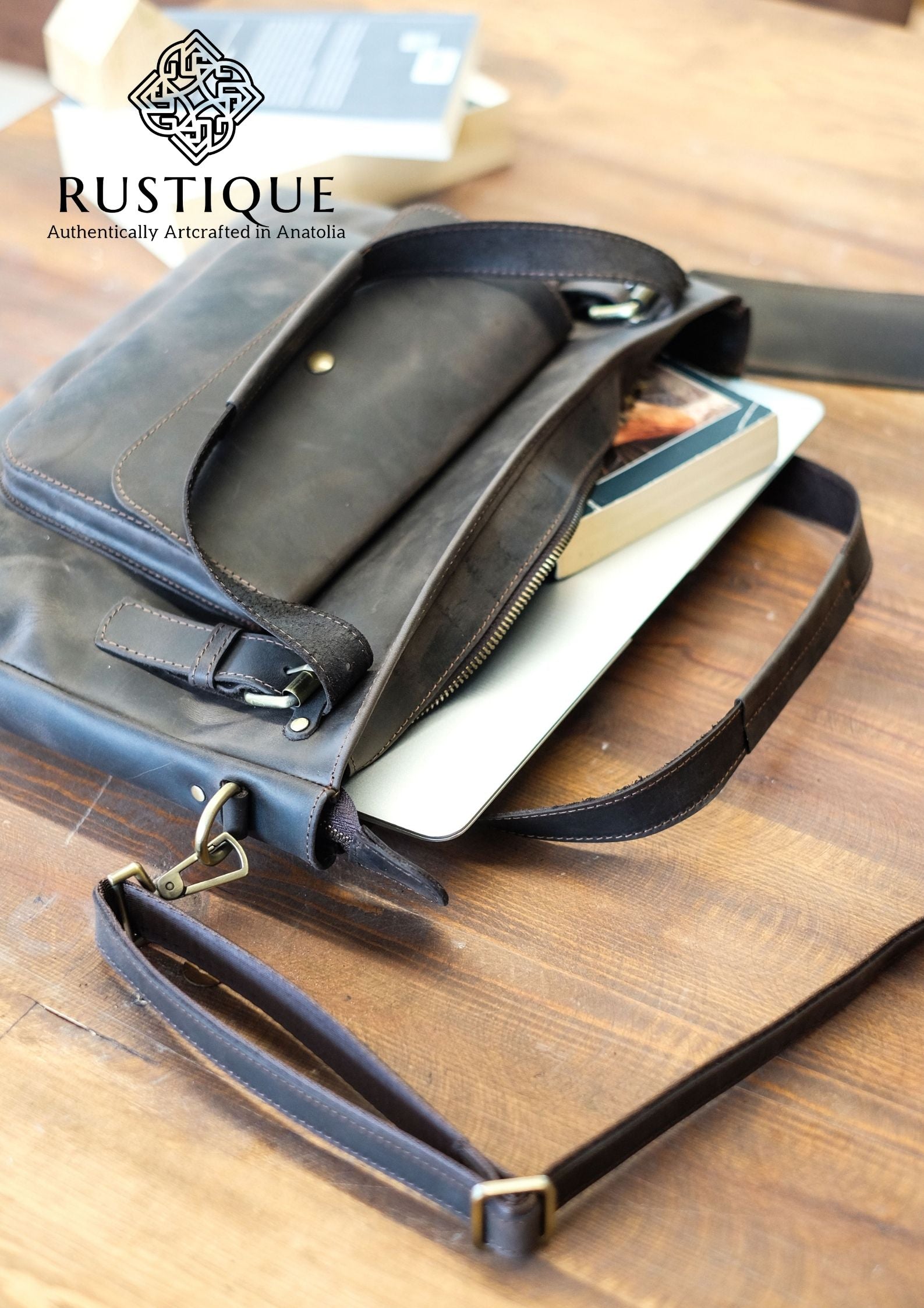 ANTIOCH Raw Briefcase | Black