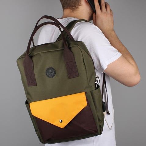 Bizzypack Smart Backpack with USB Charging Port - Khaki Green