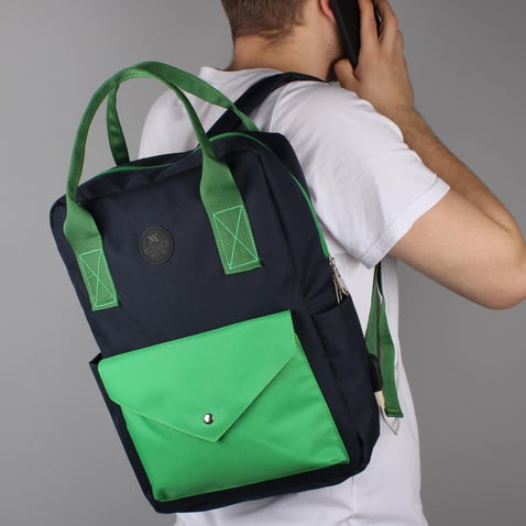 Bizzypack Smart Backpack with USB Charging Port - Khaki Green