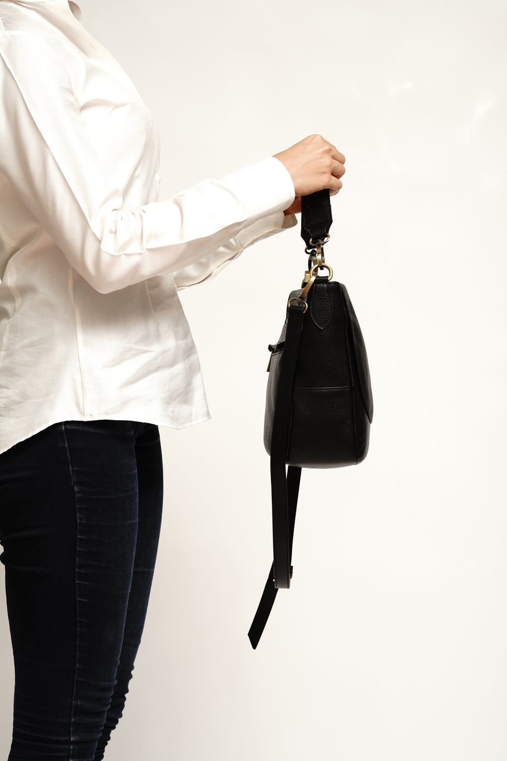 ELEGRA Crossbody Bag Maxi - Black