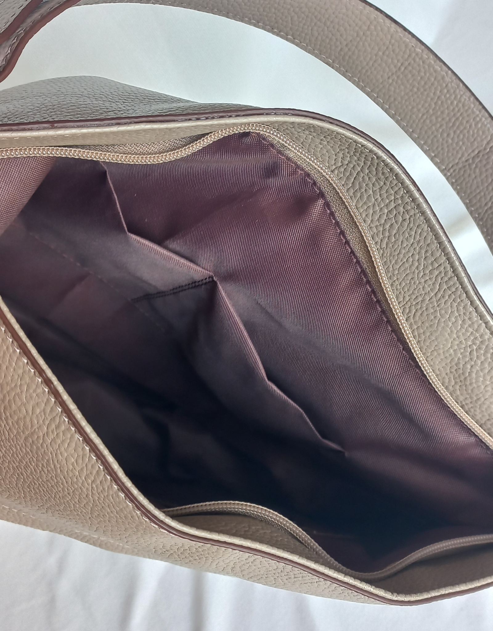 ESPIRION Hobo Tote Bag | Sand Beige