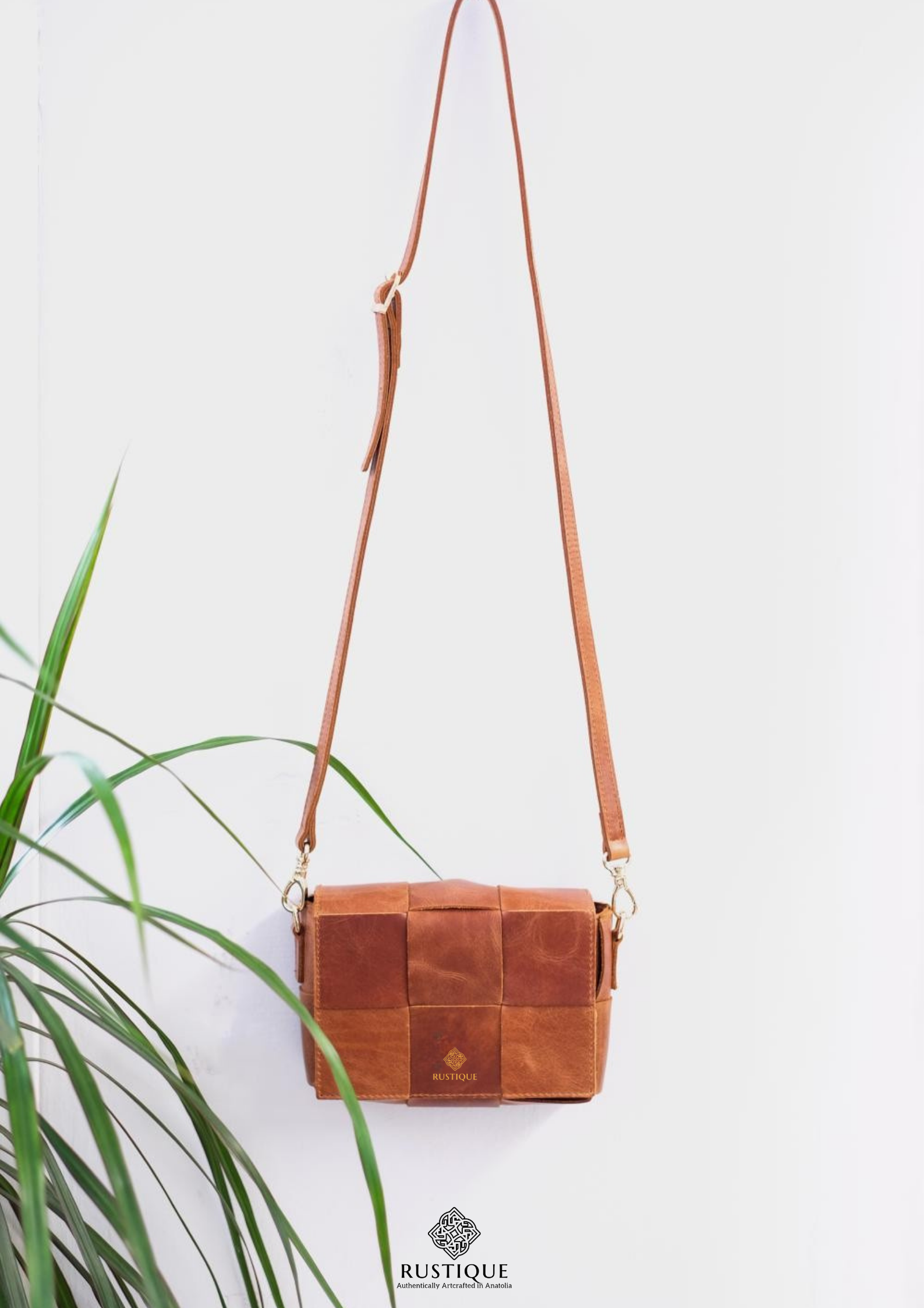 HANZADE Crossbody Bag | Tan