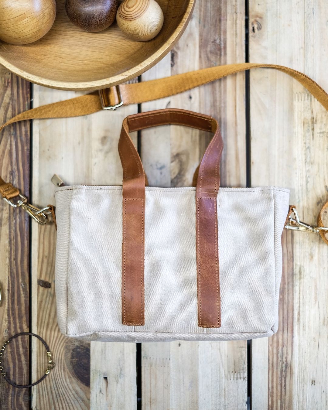 SAADET Leather-Canvas Hand Bag | Cream